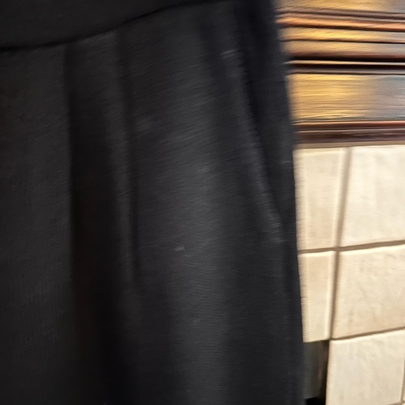 St. John Basics Wool Pleated Trousers - Picture 4 of 7